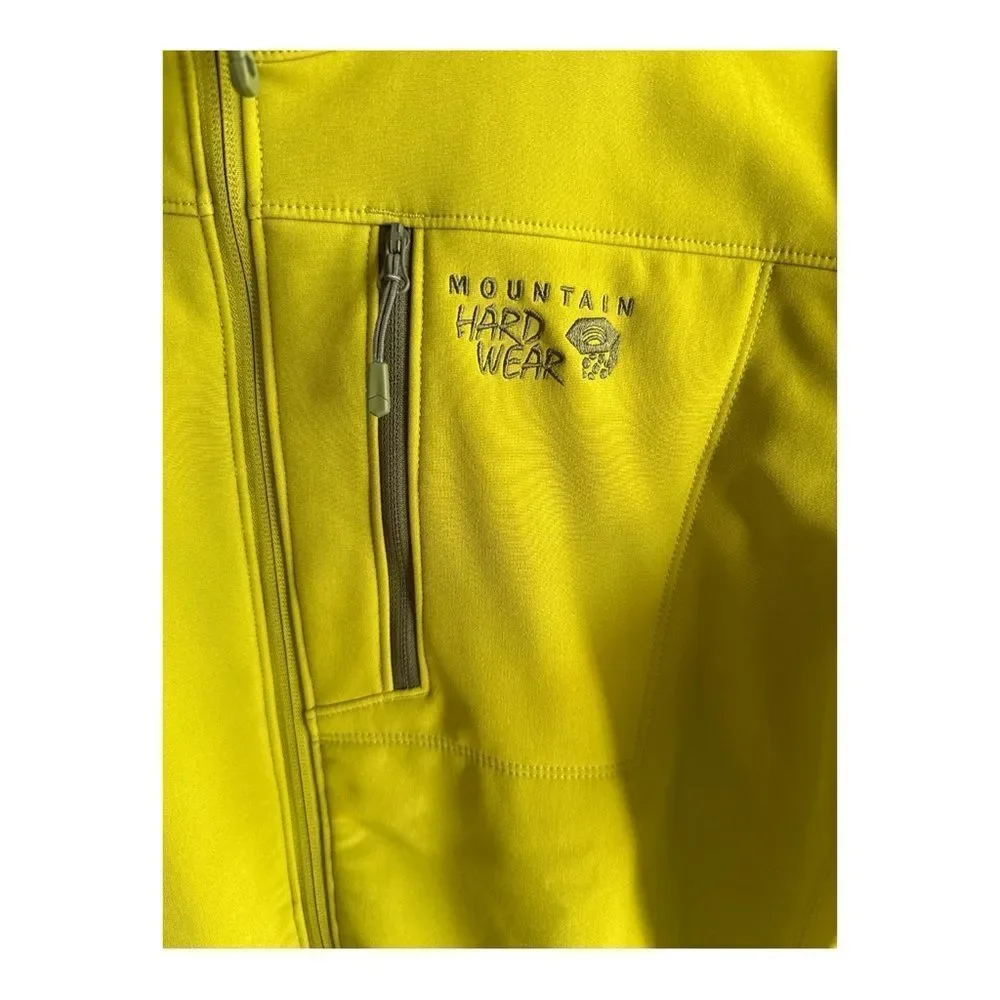Mountain Hardwear Men’s Medium Vibrant Green  Water Repellent Soft-shell Jacket